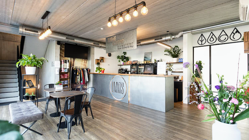 Studio pilates LMNTS Sport- en gezondheidscentrum à Roosdaal