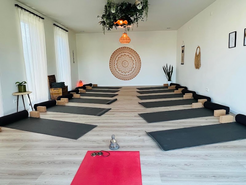 Studio pilates adYogini yoga studio à Begijnendijk