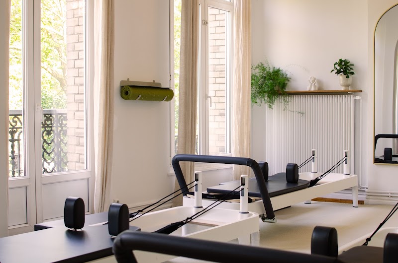 Studio pilates Healthilona Studio | Pilates Reformer & Massages Renata França et Madérothérapie à Lille
