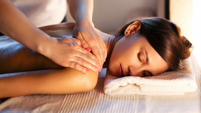 Studio pilates Laurence CALLAREC - Pilates - Massages Renata