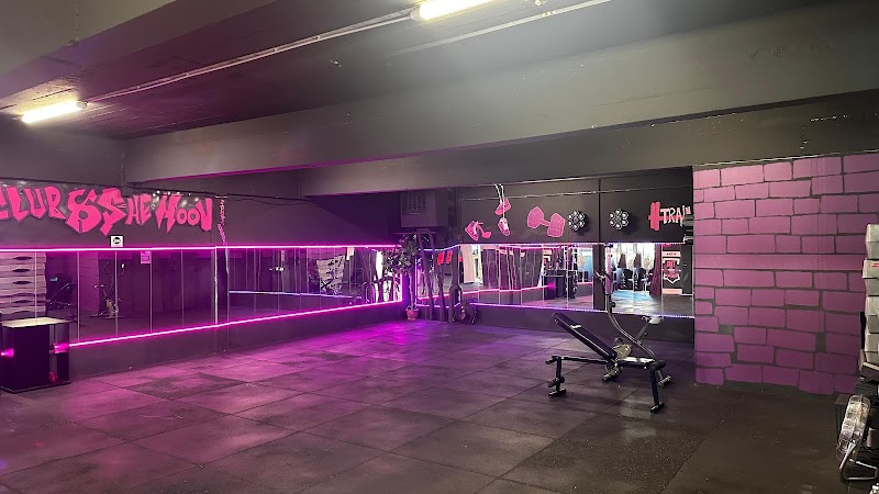 Studio pilates 8SHE MOOV Sport & Bien-être au féminin