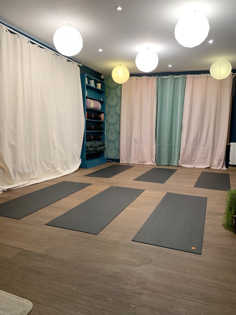 Charlotte Grodet - Cours de Yoga – studio pilates à Olivet