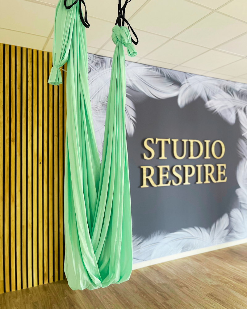 Studio pilates Studio Respire - Pilates - Yoga - Fly Heart ( yoga aérien)
