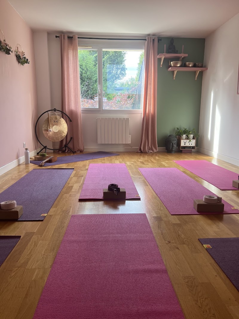 Studio pilates Karmarini_Yoga