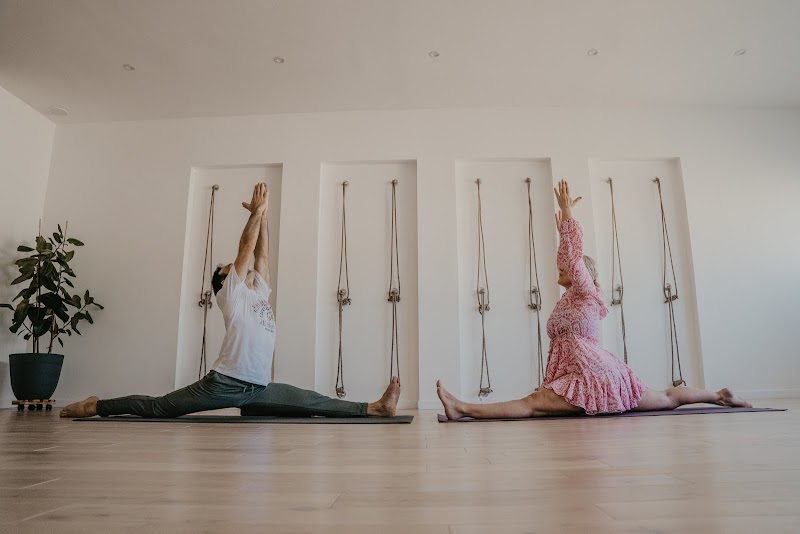 AB YOGA VINYASA STUDIO – studio pilates à Hendaye