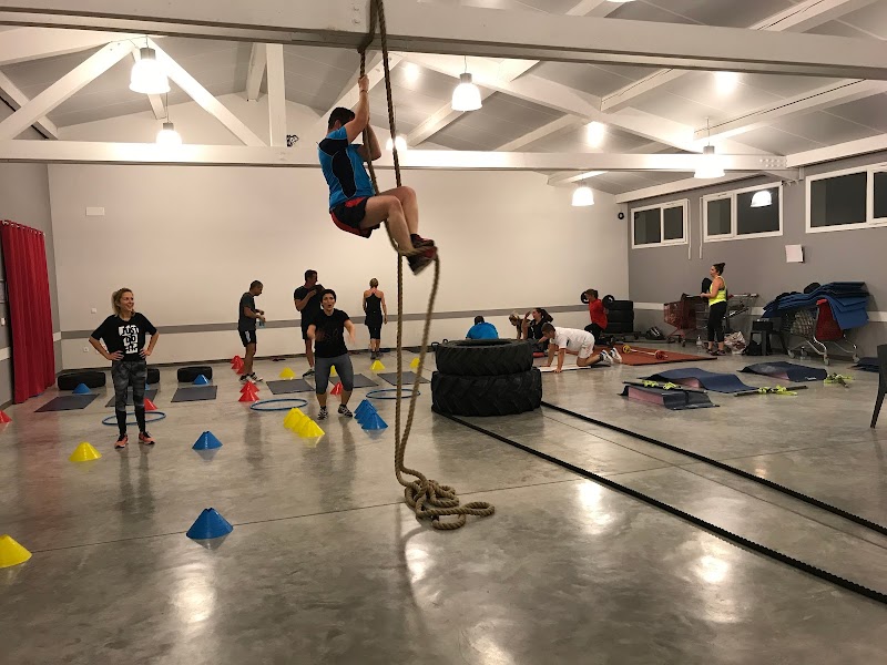 Studio pilates Instant Coach Club 1 QG salle de Fitness, Crossfit, Hiit, Step, Pôle Dance, cardio, pilâtes, Kangoo Jump, Danses de salon